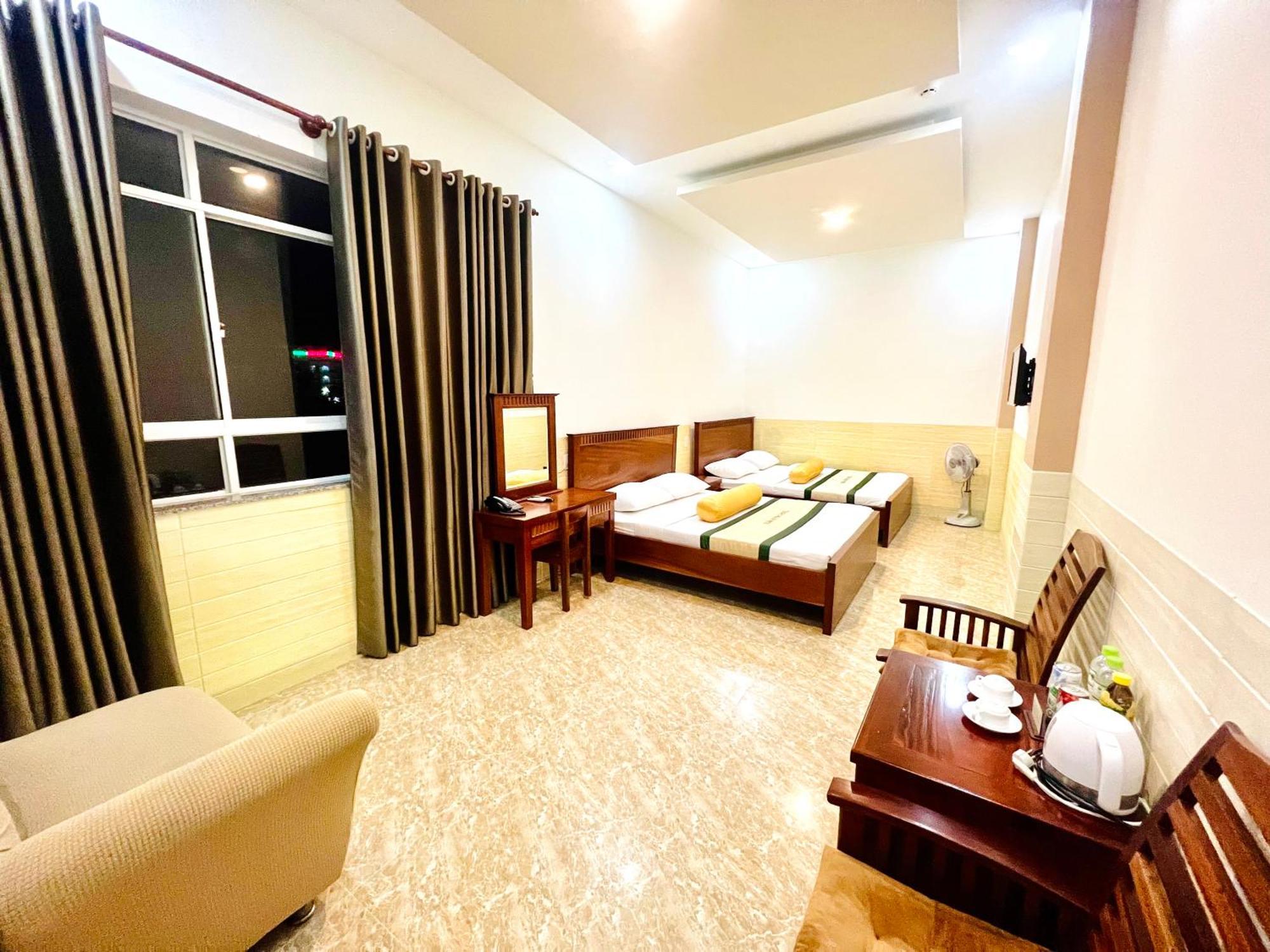 Xuan Huynh 3 Hotel Soc Trang Exterior foto