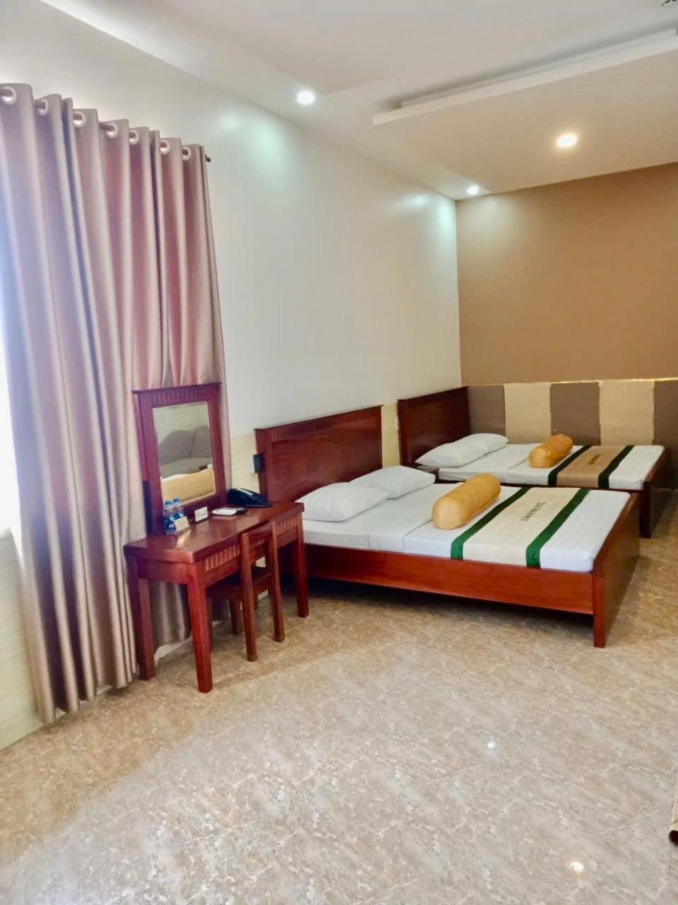 Xuan Huynh 3 Hotel Soc Trang Exterior foto